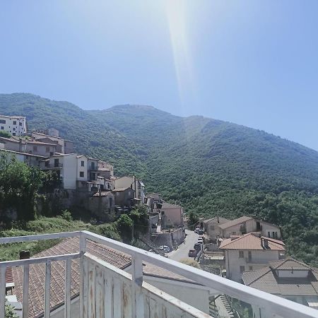 Musica E Poesia Da Battisti Ida Villa Poggio Bustone Kültér fotó