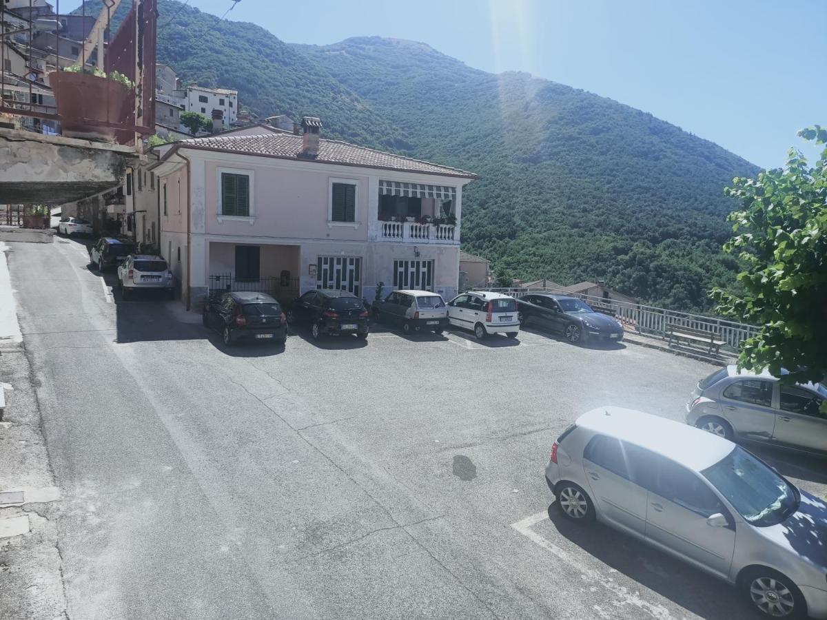 Musica E Poesia Da Battisti Ida Villa Poggio Bustone Kültér fotó